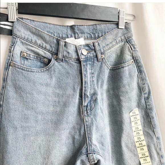 Cheap Monday ‘Donna’ high rise tapered leg jeans. - Picture 2 of 4